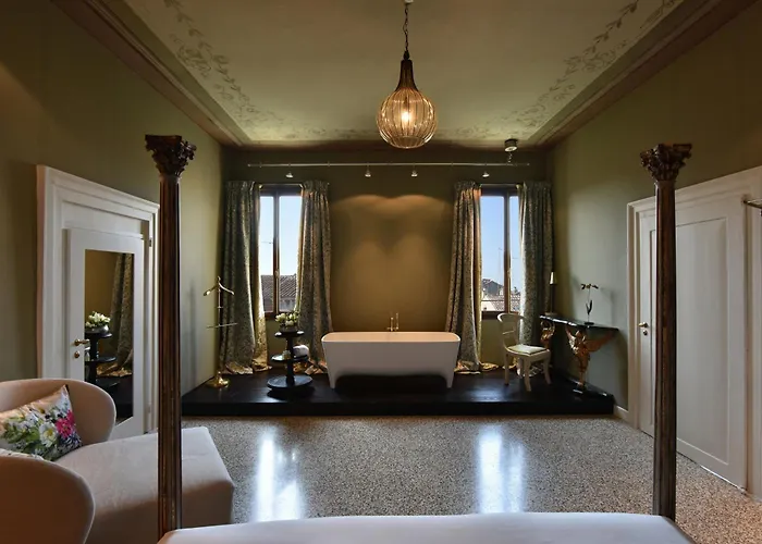 Heureka Отель Венеция